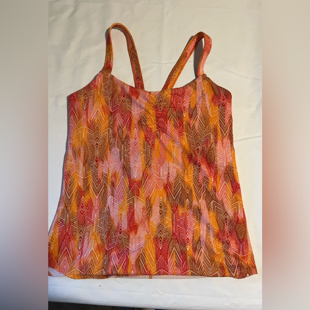 Marmot colorful orange / reds tank size large
